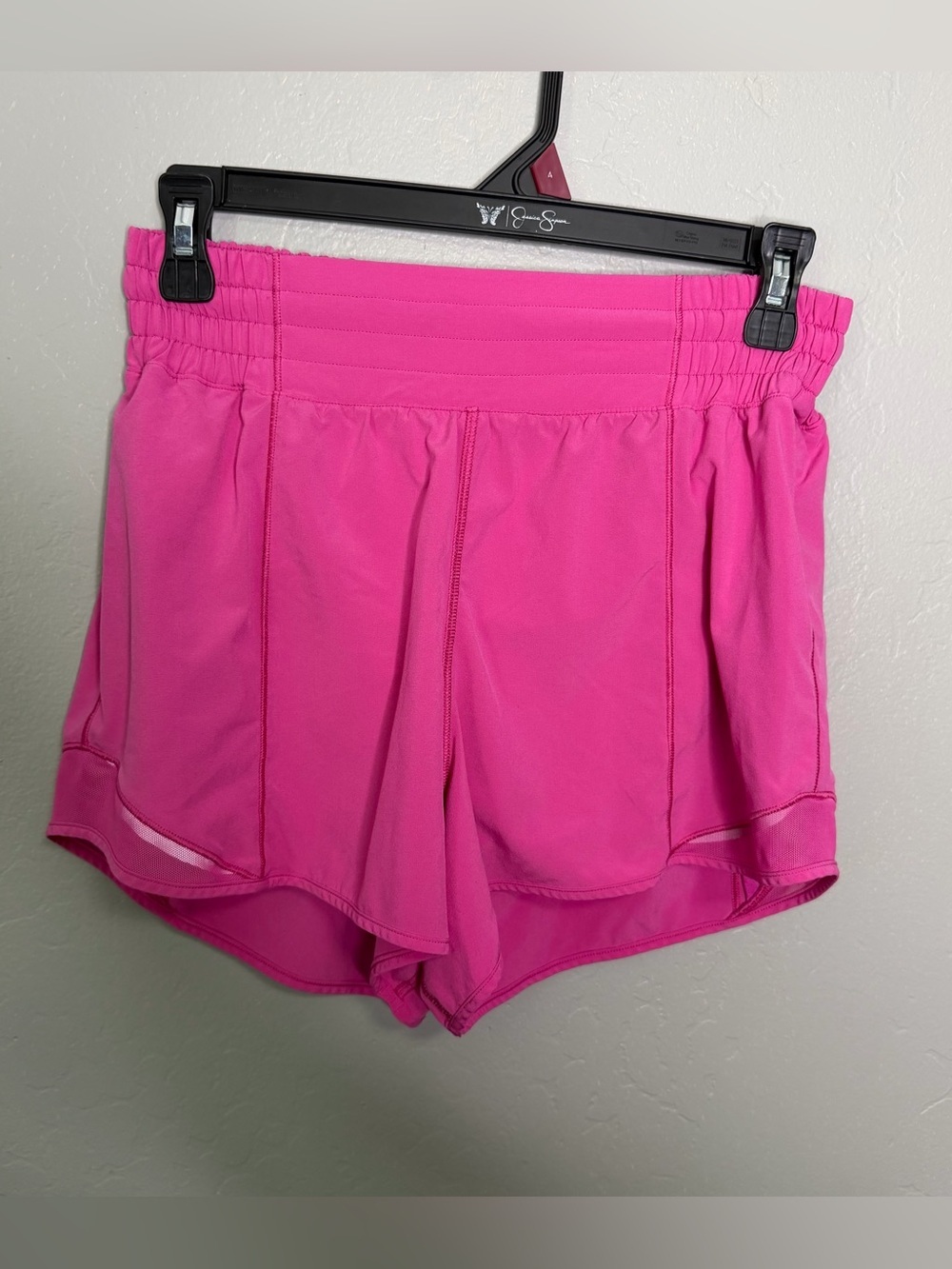 Lululemon Hotty Hot High-Rise Lined Short 4" Sz 6
